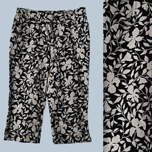 Lauren Ralph Lauren Black White Floral Capri Pants